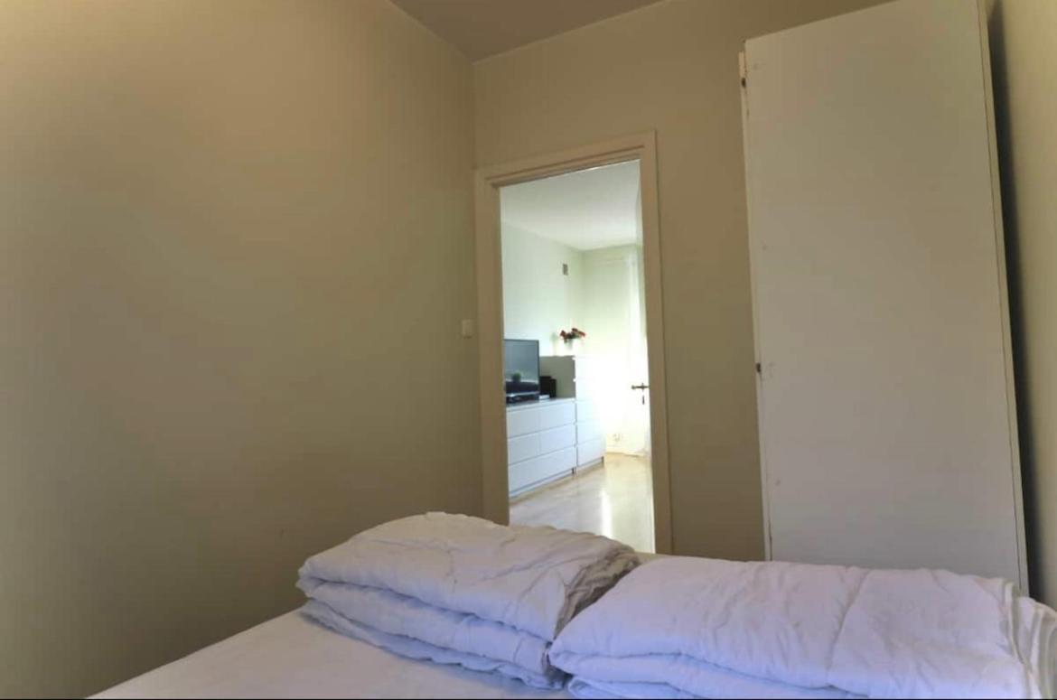Trivsamma Lagenheter Med Fri Parkering Appartement Stockholm Buitenkant foto