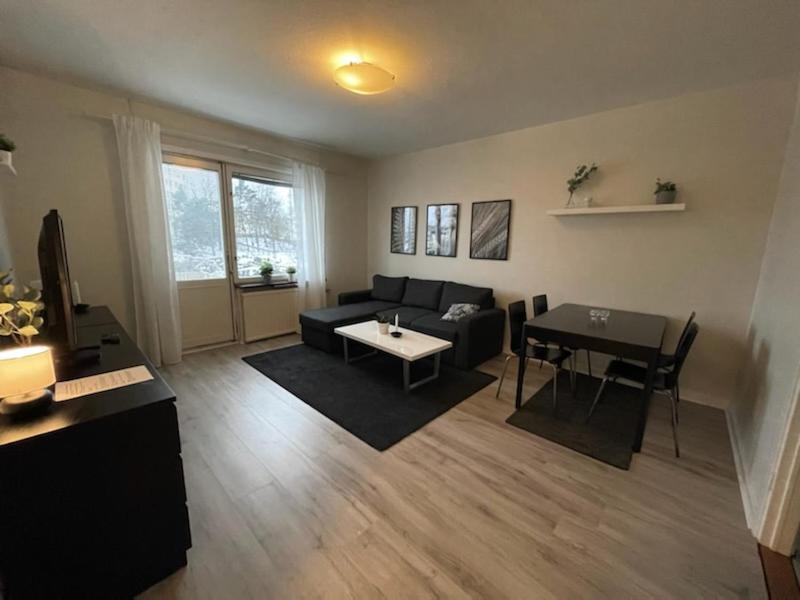 Trivsamma Lagenheter Med Fri Parkering Appartement Stockholm Buitenkant foto