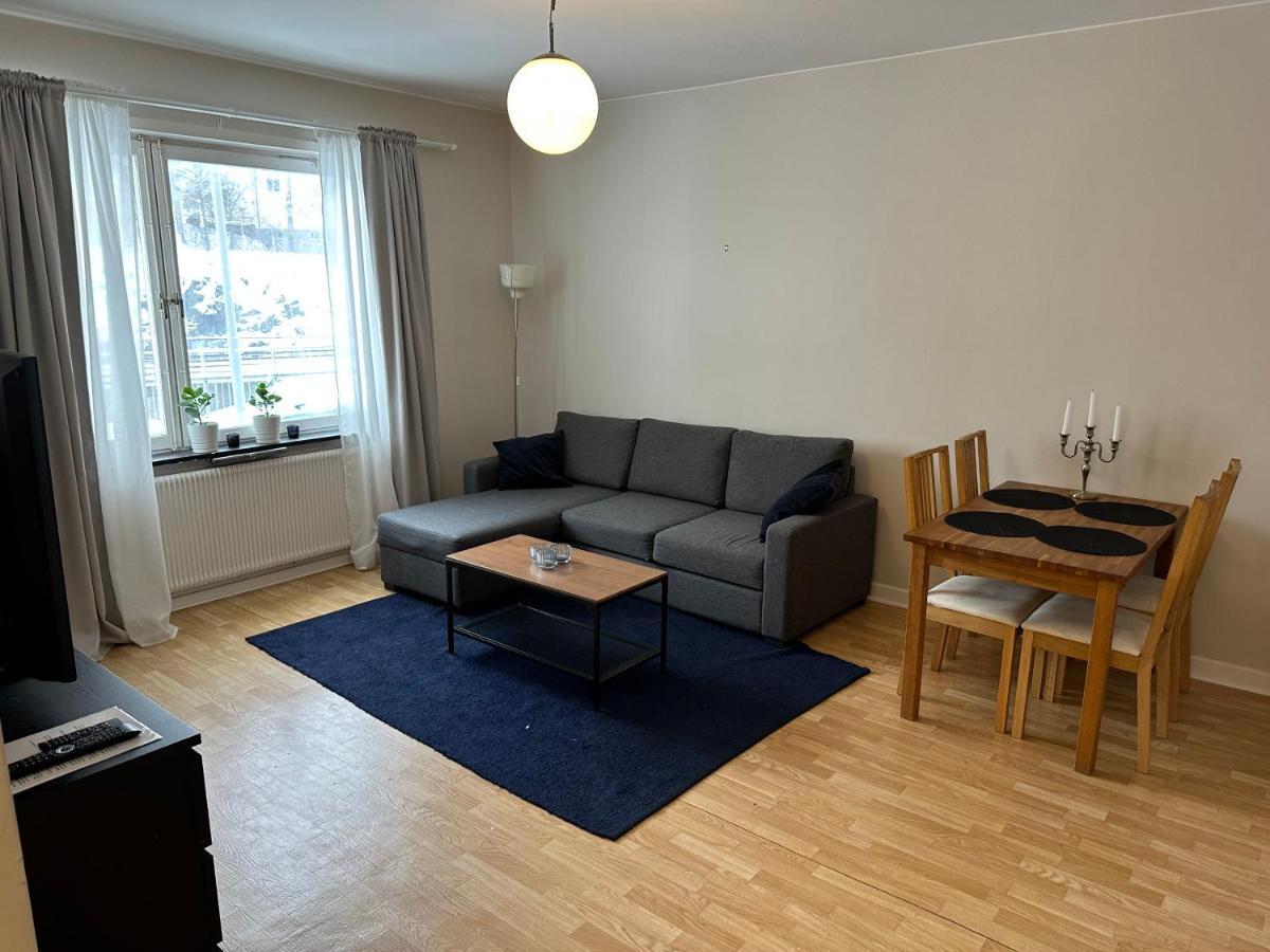 Trivsamma Lagenheter Med Fri Parkering Appartement Stockholm Buitenkant foto